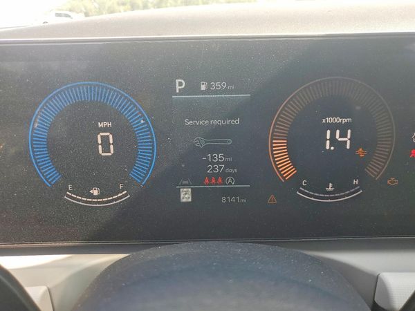 2026 HYUNDAI TUCSON SE