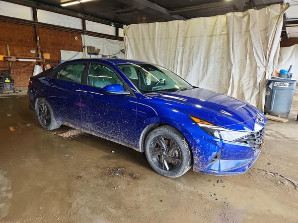 2023 HYUNDAI ELANTRA SEL — Passenger 3/4