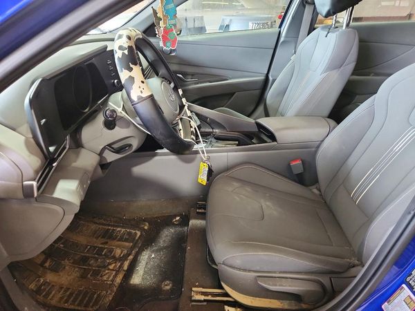 2023 HYUNDAI ELANTRA SEL — DENT