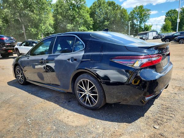 2022 TOYOTA CAMRY