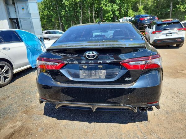 2022 TOYOTA CAMRY
