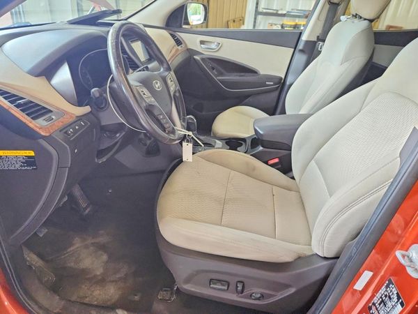 2013 HYUNDAI SANTA FE — DENT