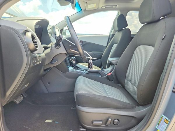 2020 HYUNDAI KONA SEL Plus
