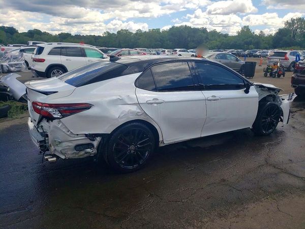 2022 TOYOTA CAMRY XSE