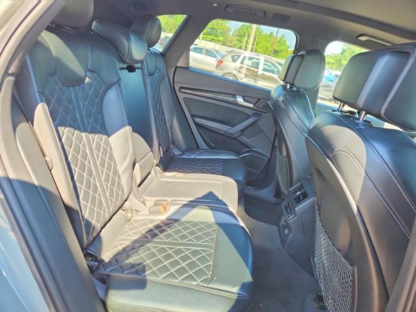 2020 AUDI SQ5 quattro Premium Plus