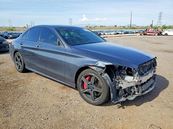 2015 MERCEDES-BENZ C