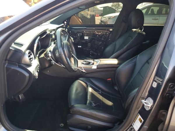 2015 MERCEDES-BENZ C