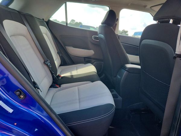 2023 HYUNDAI VENUE SEL, Limited
