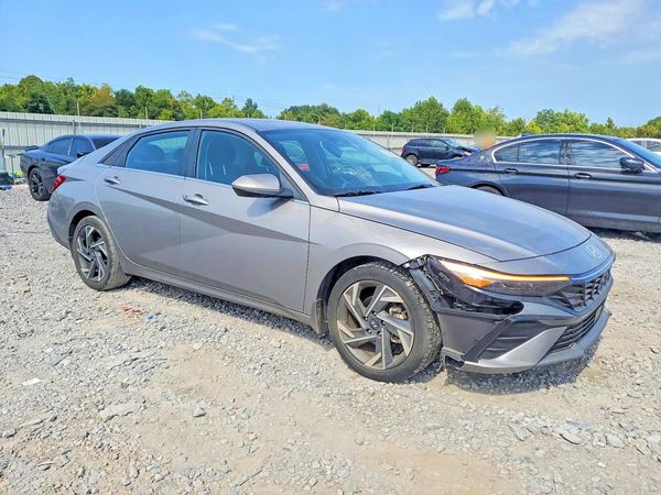 2024 HYUNDAI ELANTRA SEL w/ Convenience Pkg