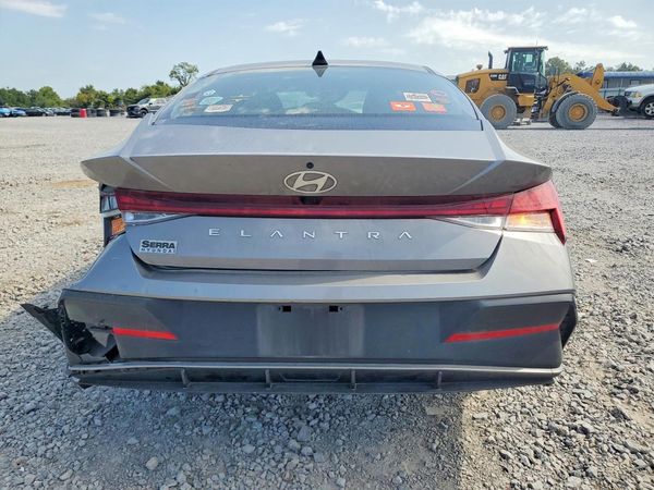 2024 HYUNDAI ELANTRA SEL w/ Convenience Pkg