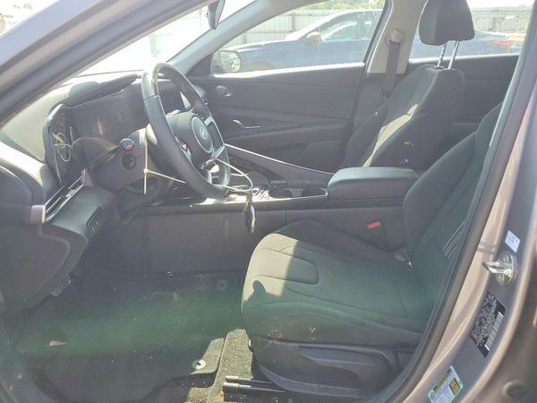 2024 HYUNDAI ELANTRA SEL w/ Convenience Pkg