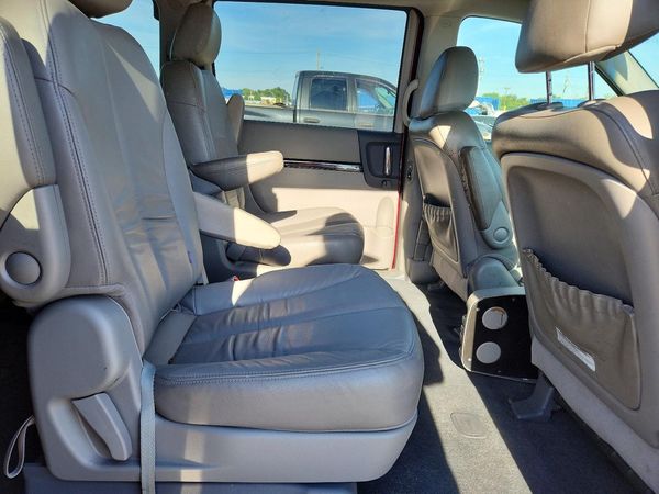 2014 KIA SEDONA GLS
