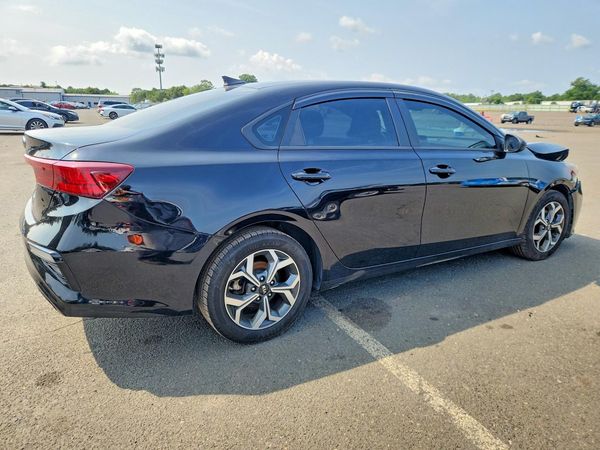 2021 KIA FORTE FE, LXS
