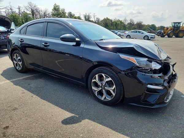 2021 KIA FORTE FE, LXS
