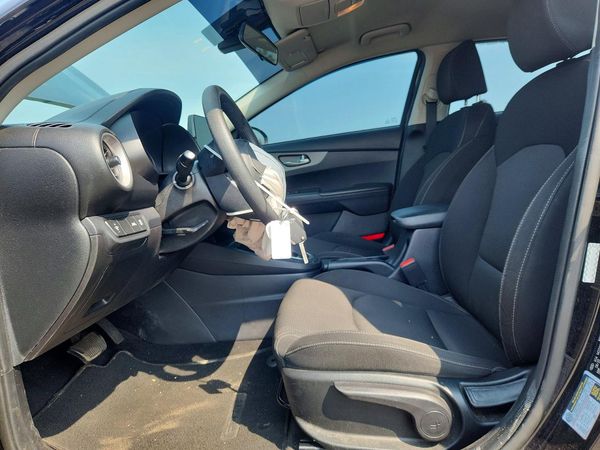 2021 KIA FORTE FE, LXS