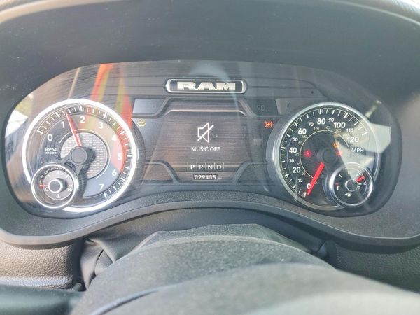 2024 RAM 1500 LARAMIE CREW CAB 4X4