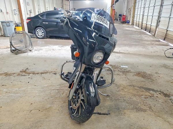 2019 INDIAN MOTORCYCLE CO. MOTORCYCLE