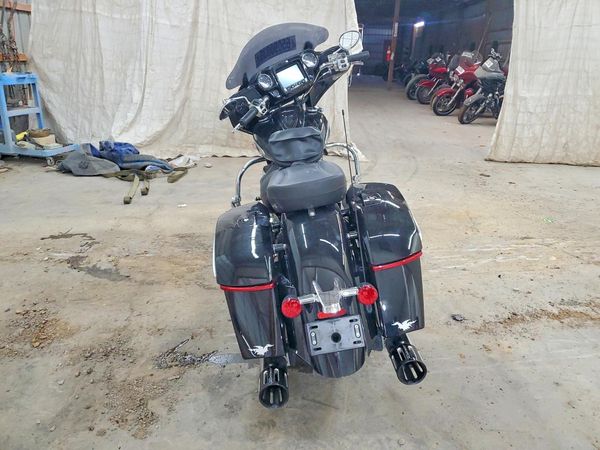 2019 INDIAN MOTORCYCLE CO. MOTORCYCLE
