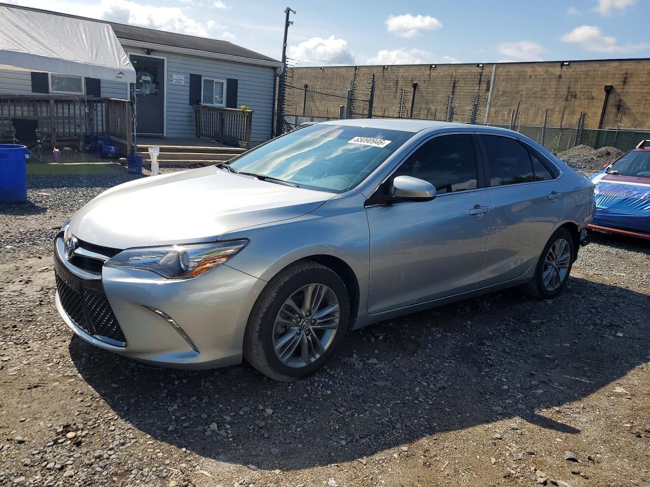 2016 TOYOTA CAMRY