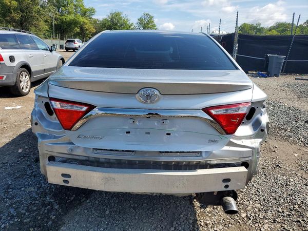 2016 TOYOTA CAMRY