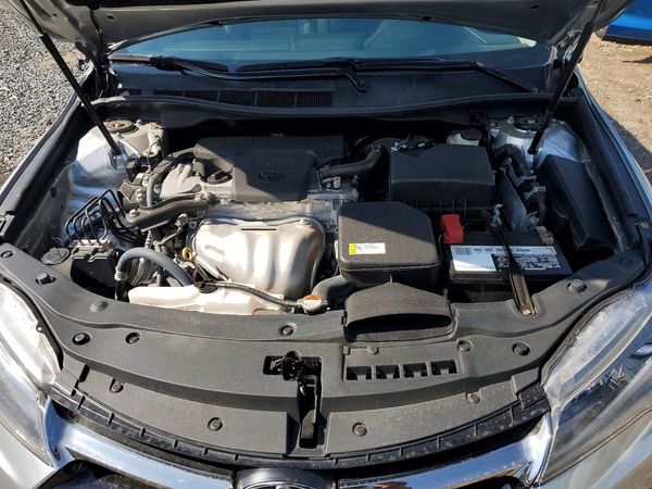 2016 TOYOTA CAMRY