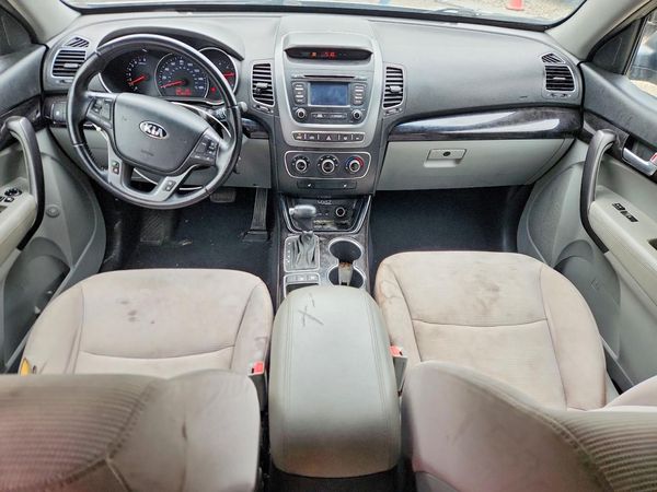 2014 KIA SORENTO Base/ LX