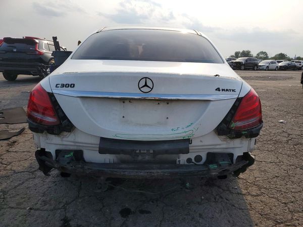 2015 MERCEDES-BENZ C 4-MATIC
