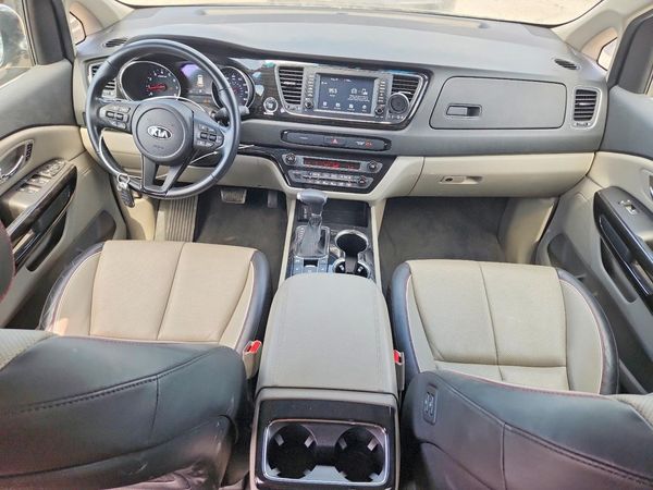 2021 KIA SEDONA