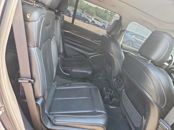 2022 JEEP GRAND CHEROKEE
