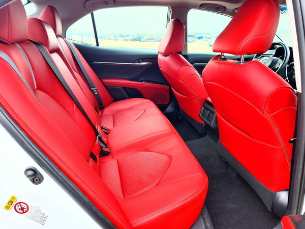 2018 TOYOTA CAMRY