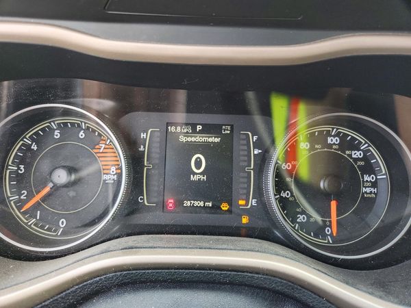 2016 JEEP CHEROKEE LATITUDE 4X4