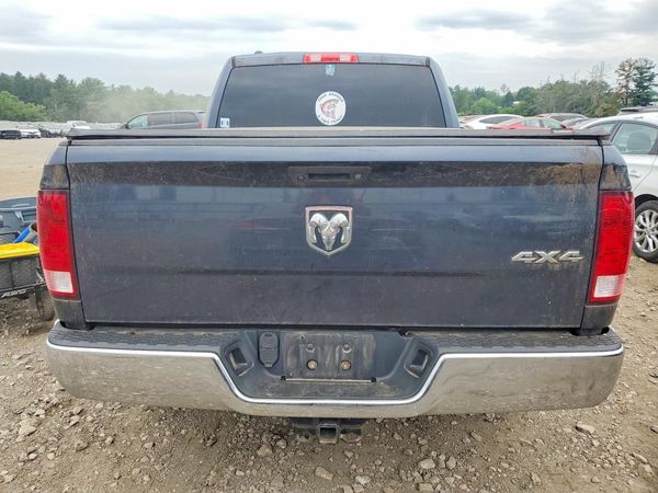2016 RAM 1500 ST