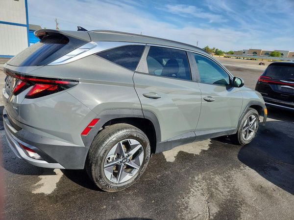 2026 HYUNDAI TUCSON SEL, SEL Plus