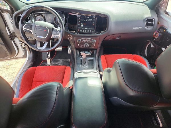 2017 DODGE CHARGER