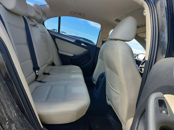 2017 VOLKSWAGEN JETTA SE