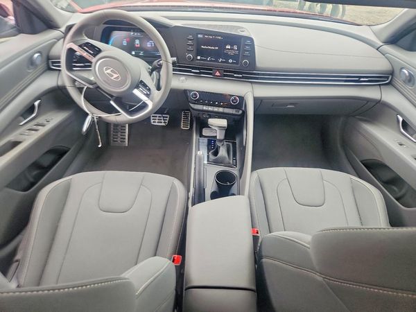 2026 HYUNDAI ELANTRA
