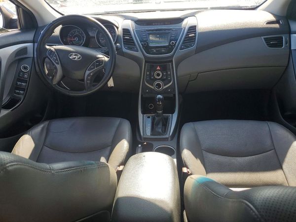 2015 HYUNDAI ELANTRA