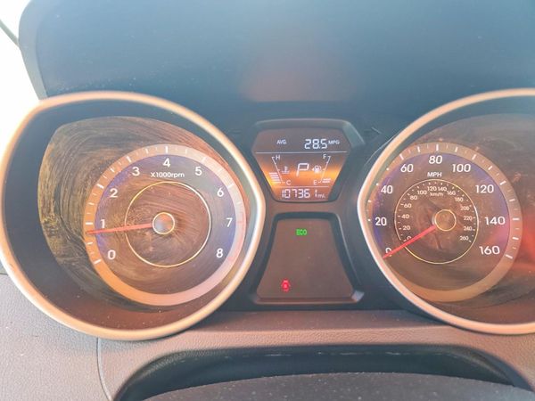 2015 HYUNDAI ELANTRA