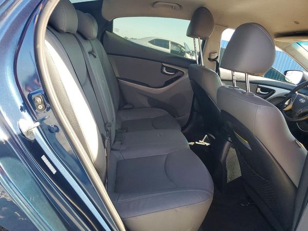 2015 HYUNDAI ELANTRA