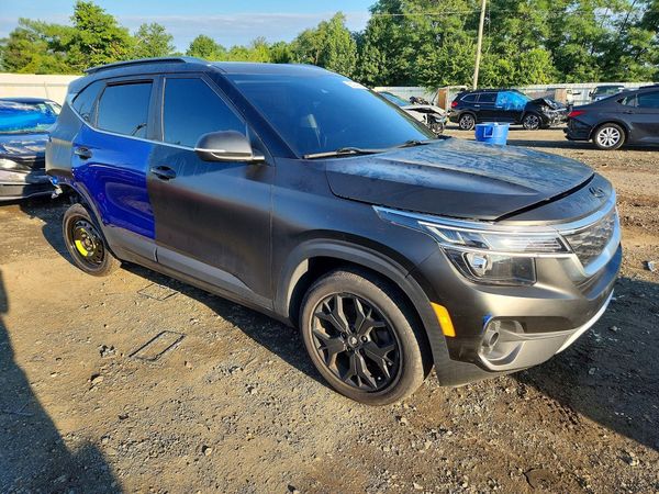 2021 KIA SELTOS EX