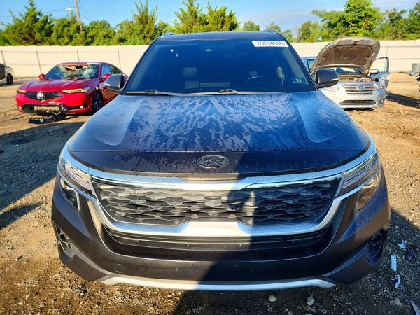 2021 KIA SELTOS EX