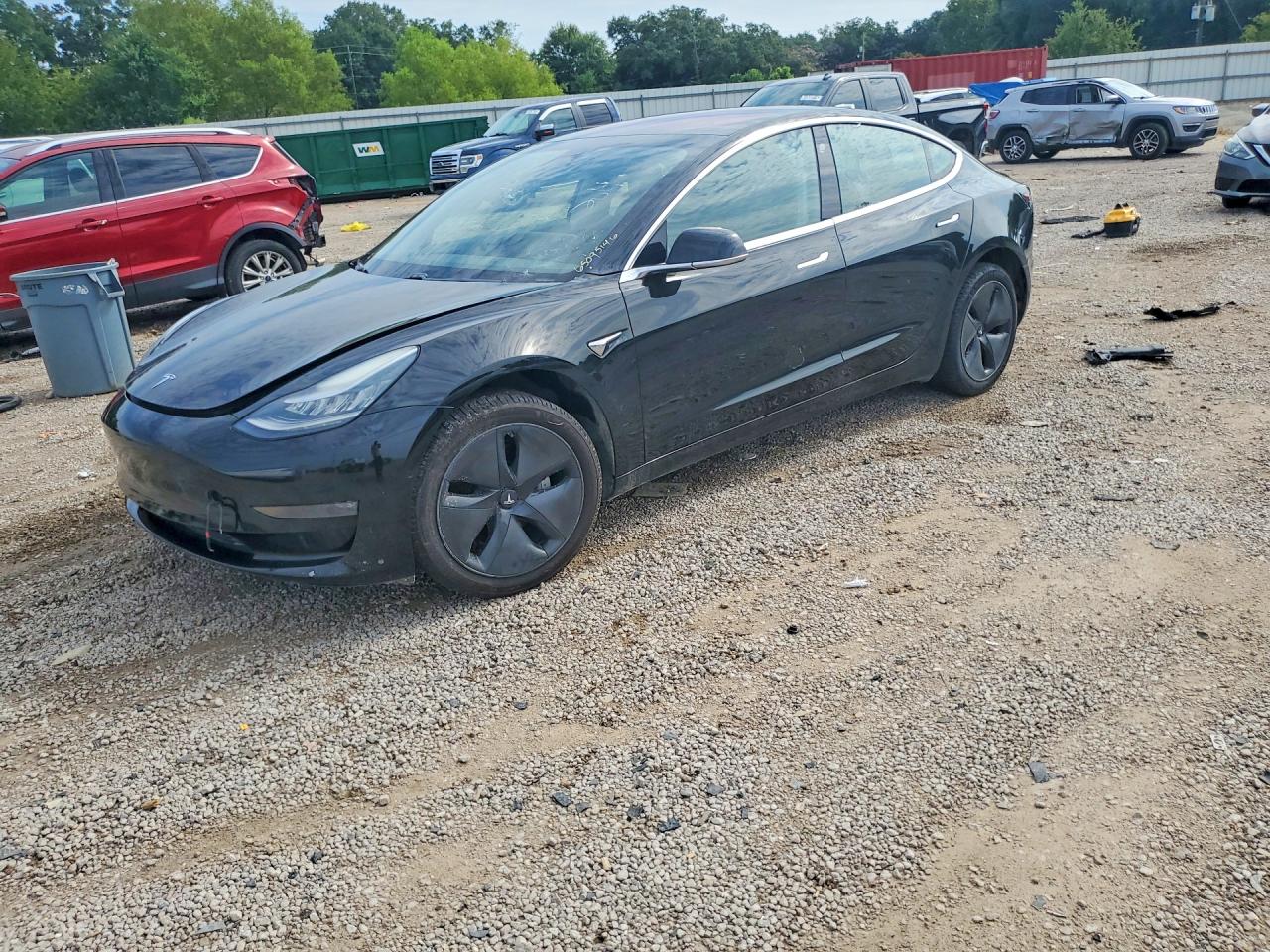 2018 TESLA MODEL 3 — Front 3/4