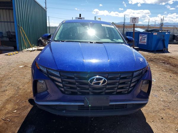 2022 HYUNDAI TUCSON SE