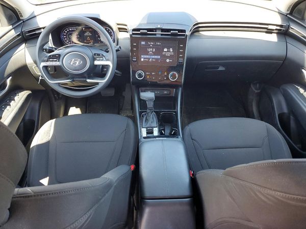 2022 HYUNDAI TUCSON SE