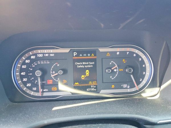 2022 HYUNDAI TUCSON SE