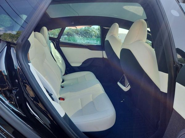 2024 TESLA MODEL S