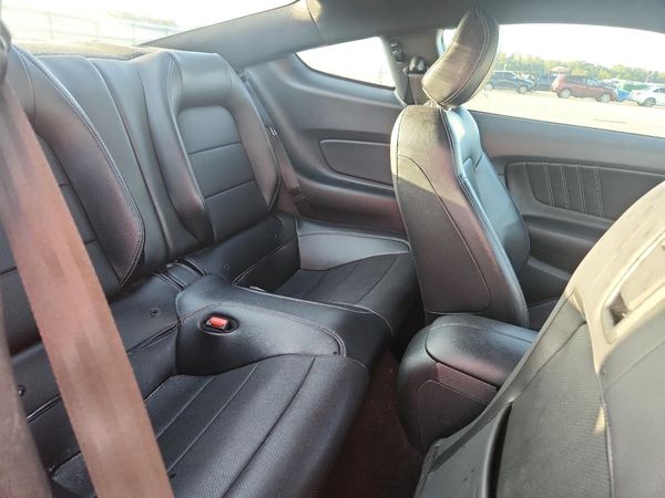 2023 FORD MUSTANG I4