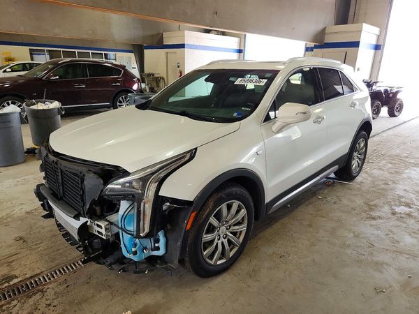 2023 CADILLAC XT4