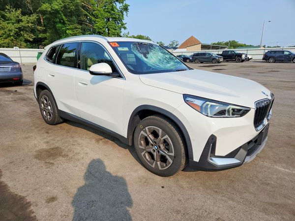 2023 BMW X1 XDrive28i