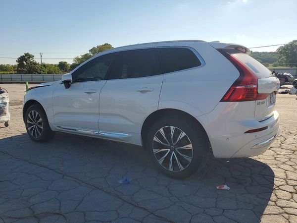 2023 VOLVO XC60 Plus Bright